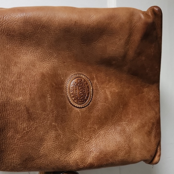 Vintage Roots Villager Crossbody - Picture 5 of 6